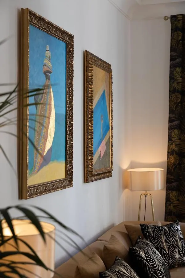 Apartment Emilia Nice França